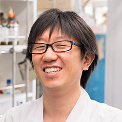 酒井隼人