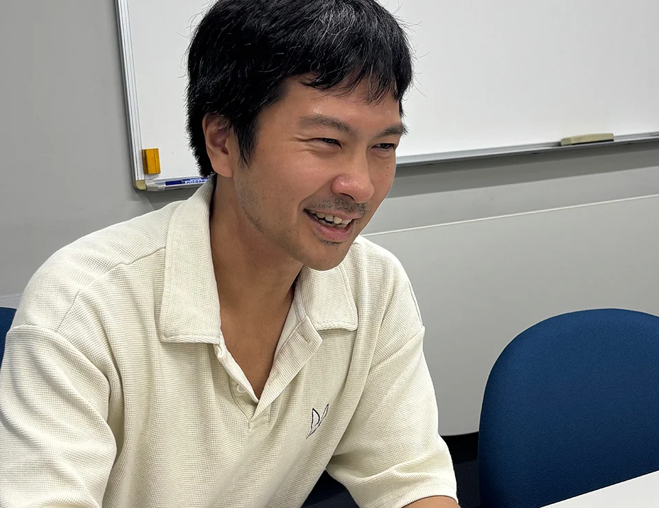 明石 遼介 准教授